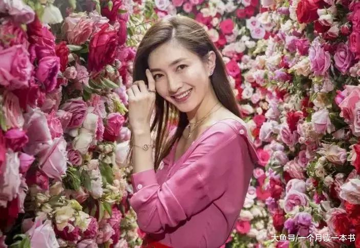 江疏影回应与江珊母女传闻, 两人五官气质都超级相似, 网友: 神奇