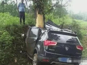 同样都是国产车，事故之后差距为啥那么大？车友：还是比亚迪牛！