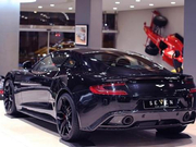 阿斯顿马丁Vanquish，碳纤维特别限量版