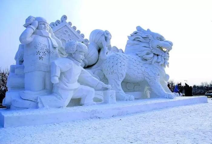 东北哈尔滨雪雕，是雕刻艺术的一种形式。