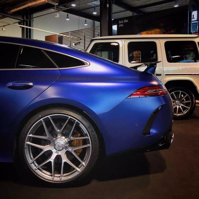 实拍 | 全新奔驰AMG GT63S，它真的是太疯狂了