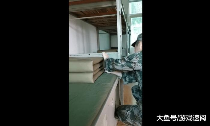 王者荣耀：战队流行军训？久竞军事化管理，EDG被罚80深蹲！