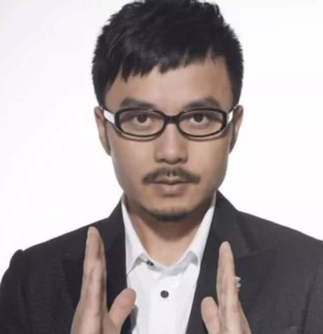 全国主持人工资排行榜_国内主持人年薪排行,北大撒贝宁垫底,鲁豫第4,第1名才高得惊人