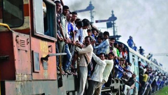 印度人眼中中国火车是这样 让人哭笑不得!