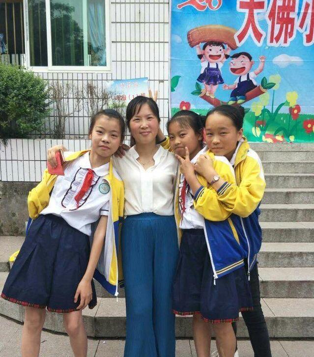 岳池县大佛小学陈艳:揣梦系情,无怨无悔教育路!