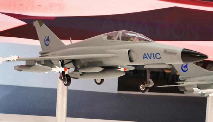 中国FTC2000G战机成功出口苏丹，这种山鹰魔改机飞行性能如何