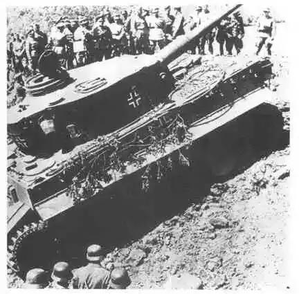 二战德国陆的军骄傲——虎式重型坦克传奇!