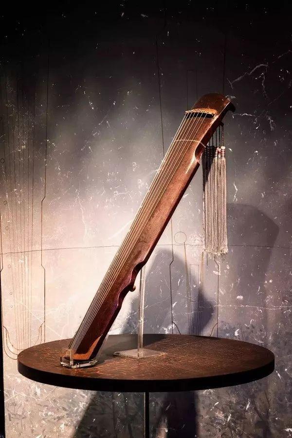 这把唐朝古琴穿越千年，终于在民国找到了知音