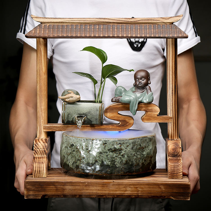 越来越多的有钱人家择创意流水摆件，寓意财源茂盛，来年大展宏图