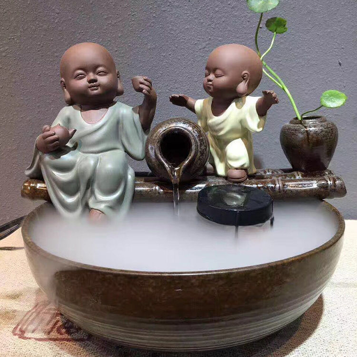 越来越多的有钱人家择创意流水摆件，寓意财源茂盛，来年大展宏图