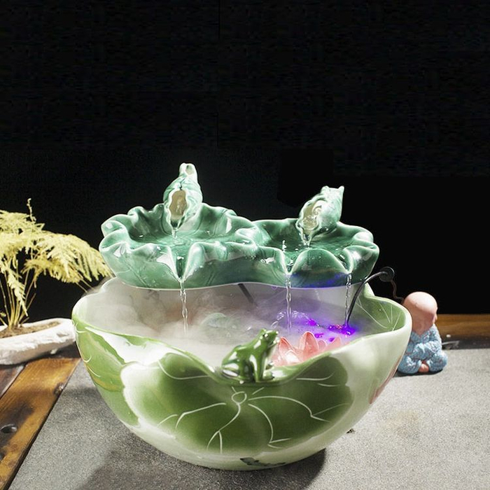 越来越多的有钱人家择创意流水摆件，寓意财源茂盛，来年大展宏图