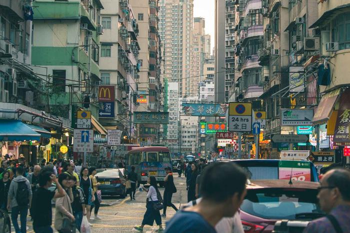 香港洗碗工月薪都能过万，为啥很少看到有农民工去香港打工？