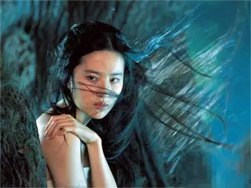 郑爽演新版《倩女幽魂》，有王祖贤刘亦菲版在前，她能否超越前辈