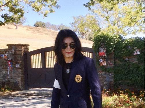 迈克尔杰克逊中国模仿者登戛纳红毯，MJ在东方中国复活了！
