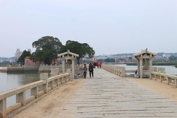 ​
泉州洛阳桥“西川甘雨”的传说，寻找那个身后背着“七”的人
