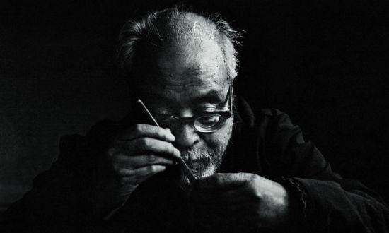 冯友兰先生肖像 出自著名摄影师邓伟 冯友兰先生肖像 出自著名摄影师邓伟