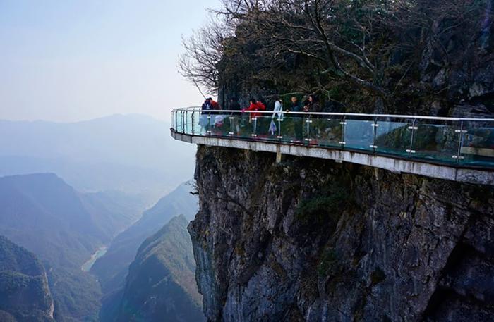 张家界天门山玻璃栈道旅友攻略，游客的真实体验，看看大家怎么说