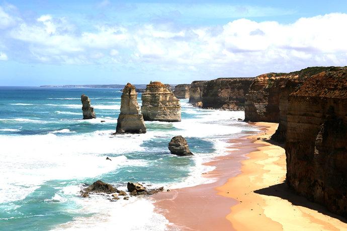 【<a href='http://travel.sina.com.cn/aodaliya-lvyou/?from=b-keyword' ><em><em>澳大利亚</em></em></a>】自驾大洋路,一路看尽南半球的绝美风景