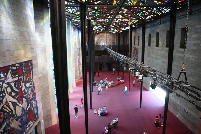 【<a href='http://travel.sina.com.cn/aodaliya-lvyou/?from=b-keyword' ><em>澳大利亚</em></a>】<a href='http://travel.sina.com.cn/moerben-lvyou/?from=b-keyword' ><em>墨尔本</em></a><a href='http://travel.sina.com.cn/weiduoliya-lvyou/?from=b-keyword' ><em>维多利亚</em></a>美术馆,艺术与灵感迸发的殿堂