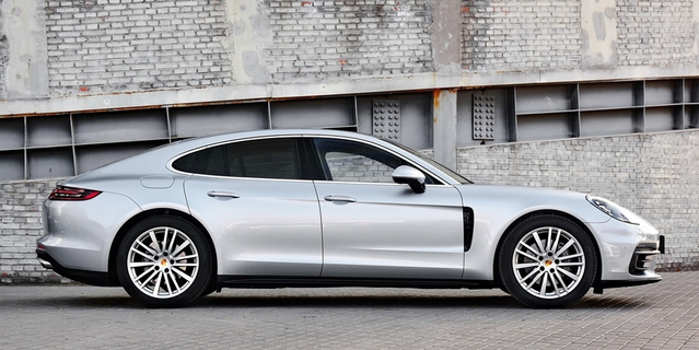 2017款保时捷Panamera 4S 2.9T自动