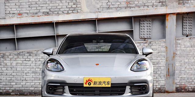 2017款保时捷Panamera 4S 2.9T自动