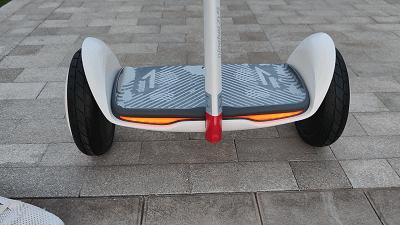 九号平衡车Nano体验：专为儿童用户打造代步车