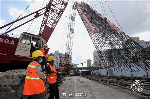 昆明轨道交通1号线西北延工程金碧广场站地下连续墙全部完成