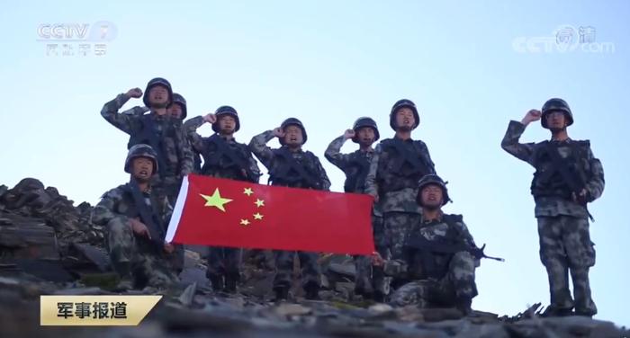 海拔最高的秋迪检格拉哨所的边防官兵,负责监视班公湖北岸