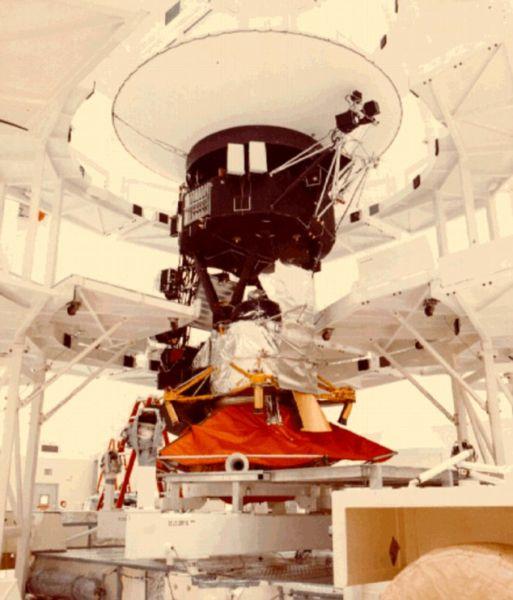 “旅行者1”号的双胞胎兄弟“旅行者2”号,于1977年发射升空 “旅行者1”号的双胞胎兄弟“旅行者2”号,于1977年发射升空