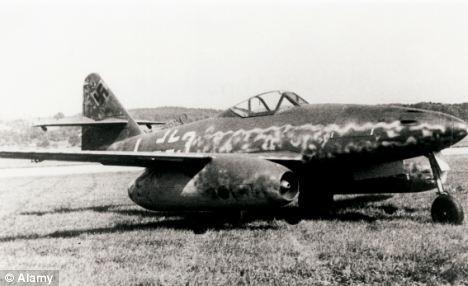 BMXM7E Messershmitt 262 德国空军飞机是最先进的纳粹飞机。 BMXM7E Messershmitt 262 德国空军飞机是最先进的纳粹飞机。