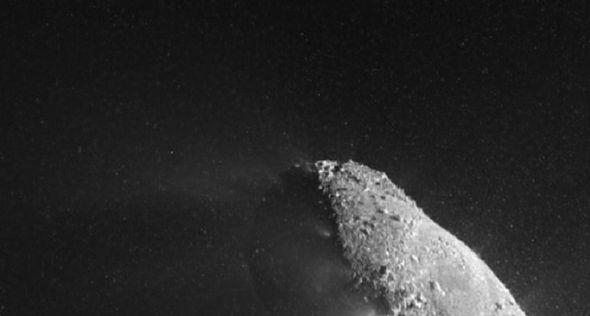 小行星和彗星是太阳系形成的早期遗留下来的星体 小行星和彗星是太阳系形成的早期遗留下来的星体