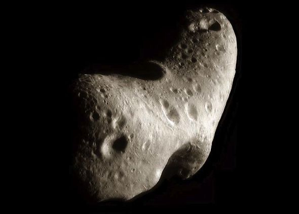 1月31日,爱神星与地球之间的距离达到1975年最近 1月31日,爱神星与地球之间的距离达到1975年最近