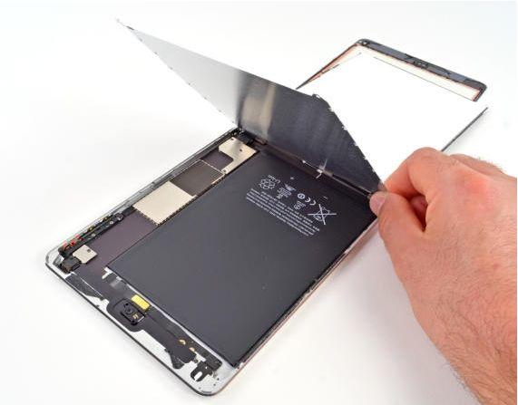 拆解发现,iPad mini的电池容量为16瓦时,远低于iPad 3的43瓦时 拆解发现,iPad mini的电池容量为16瓦时,远低于iPad 3的43瓦时