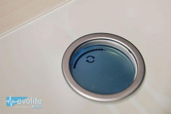 表示正在WiFi同步中,上方那一条是进度条 表示正在WiFi同步中,上方那一条是进度条