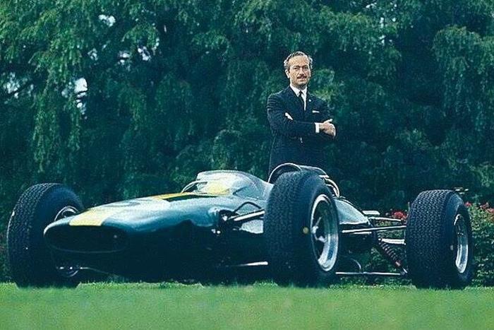 路特斯汽车品牌创始人 科林·查普曼(Colin Chapman)