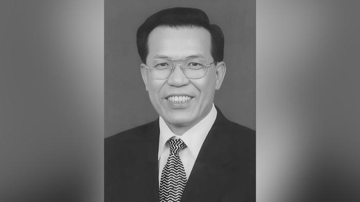 广东省原省长卢瑞华逝世