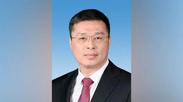 韦韬当选广西壮族自治区主席