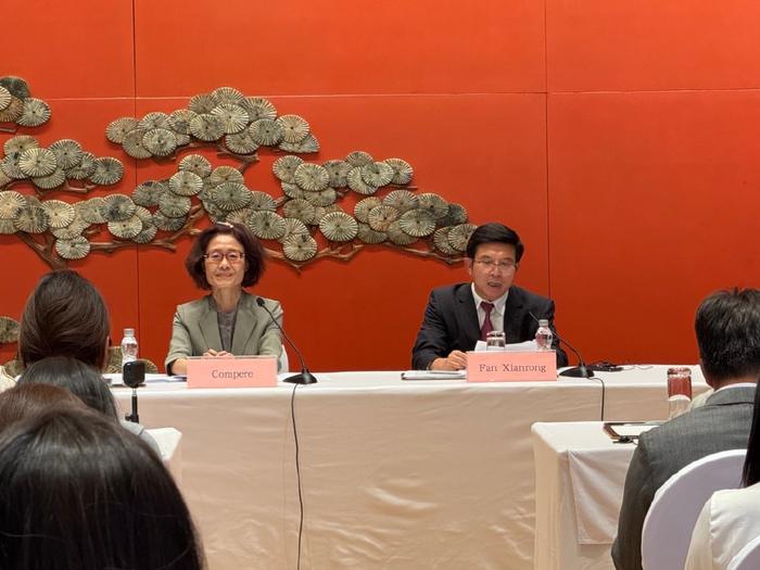 “上合组织不是对付美国的,我们商量的都是好事儿”