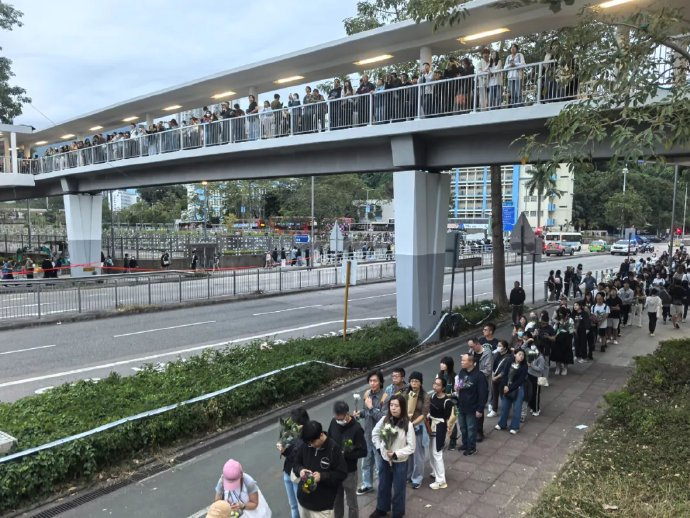 香港大埔火灾一周,那些被记录的和不被记录的瞬间