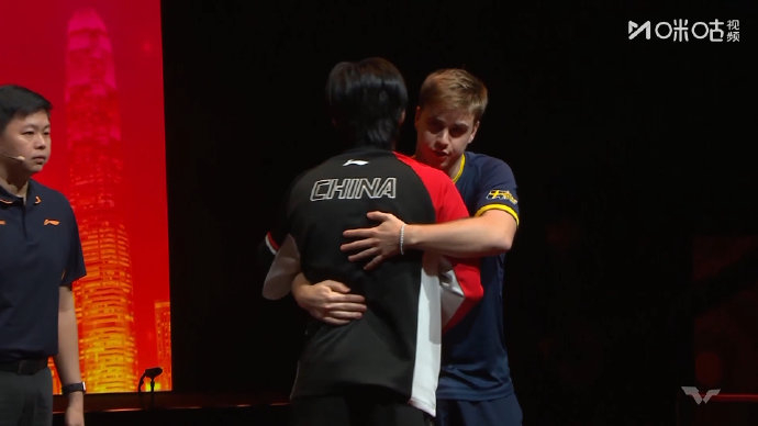 王楚钦因伤退赛