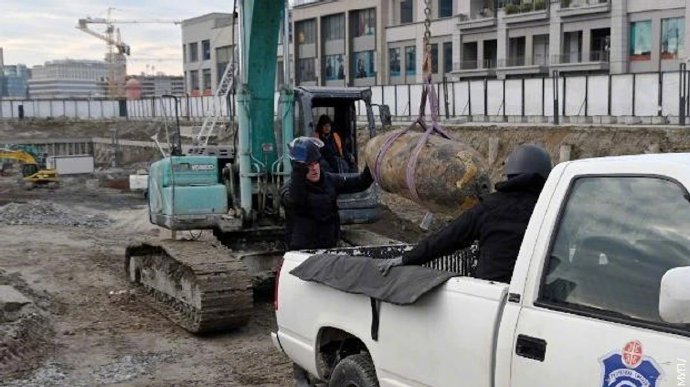 塞尔维亚首都移除一枚二战遗留炸弹