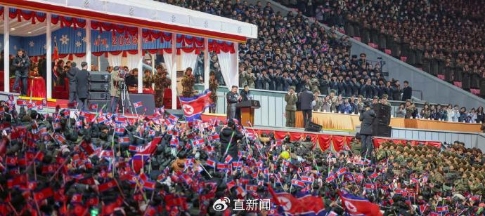 2026年第一秒，金正恩收获爱女一吻