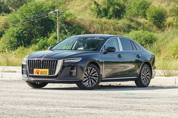 上班族喜欢，外观时尚性能表现好，红旗H5全国10.55万起