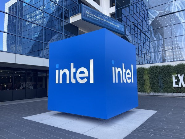 苹果芯片供应链多元化战略下英特尔14A工艺将如何重塑全球半导