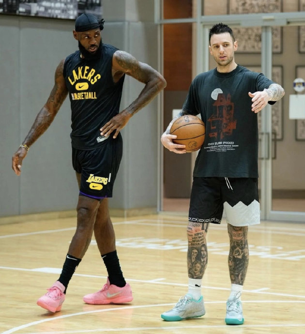 世界杯-足球赛事比分体育网詹姆