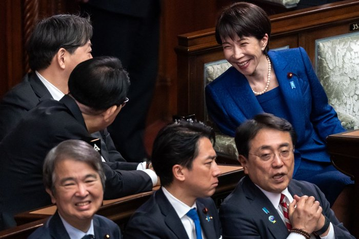 出口民调显示日本执政联盟将获得众议院过半议席