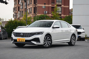 全国最高直降5.23万元，大众帕萨特混动新车近期优惠热销