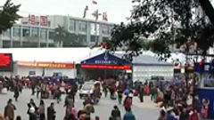 寒潮来袭 粤北旅客提前赶回家