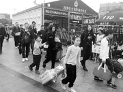 节后返程客流逐渐增加：平均每日超80万人乘火车抵粤