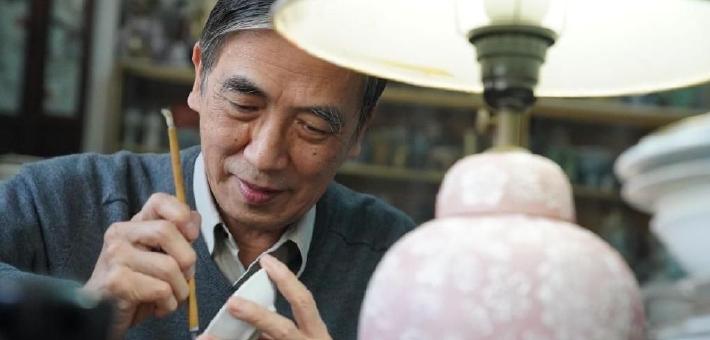 香港彩瓷老字号的手艺与“守艺”